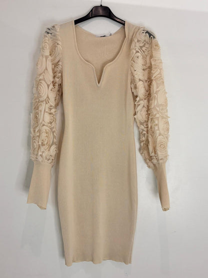 Robe manches roses 3D