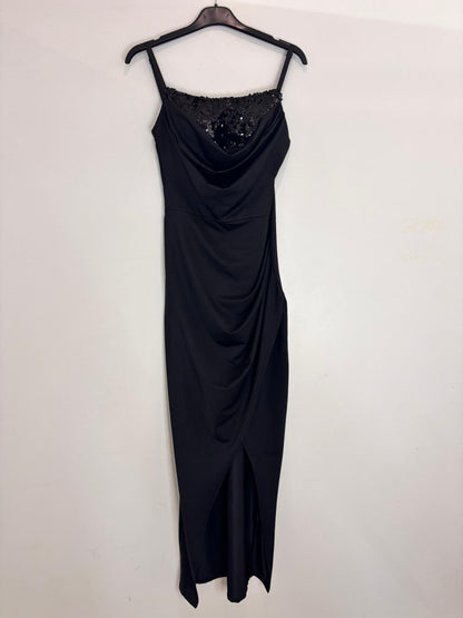 Robe fendue bustier drapé perlé
