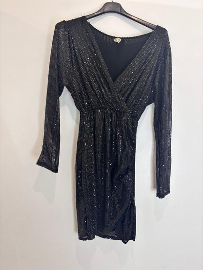 Robe sequins décolleté cache-cœur