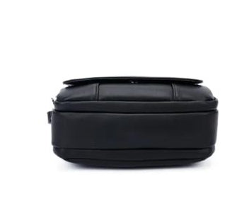 Sac bandoulière noir compact à double compartiment fermeture zippée