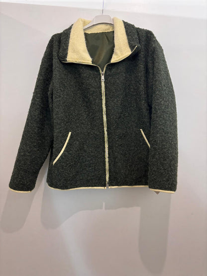 Veste courte à col zippé