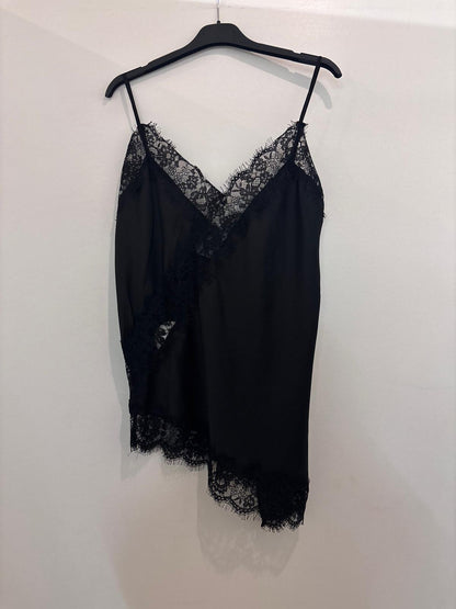 Top caraco satiné à dentelle délicate