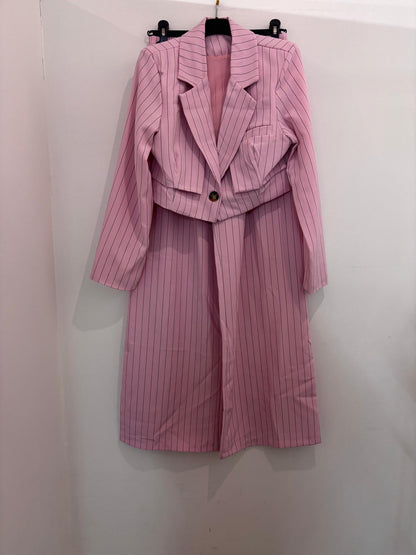 Ensemble tailleur rayé veste courte & pantalon large