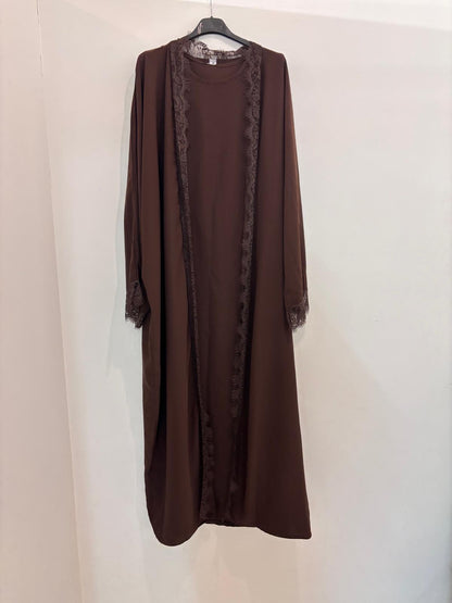 Ensemble long avec kimono et robe assortie en dentelle