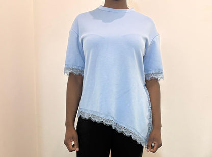 Top à finitions dentelle