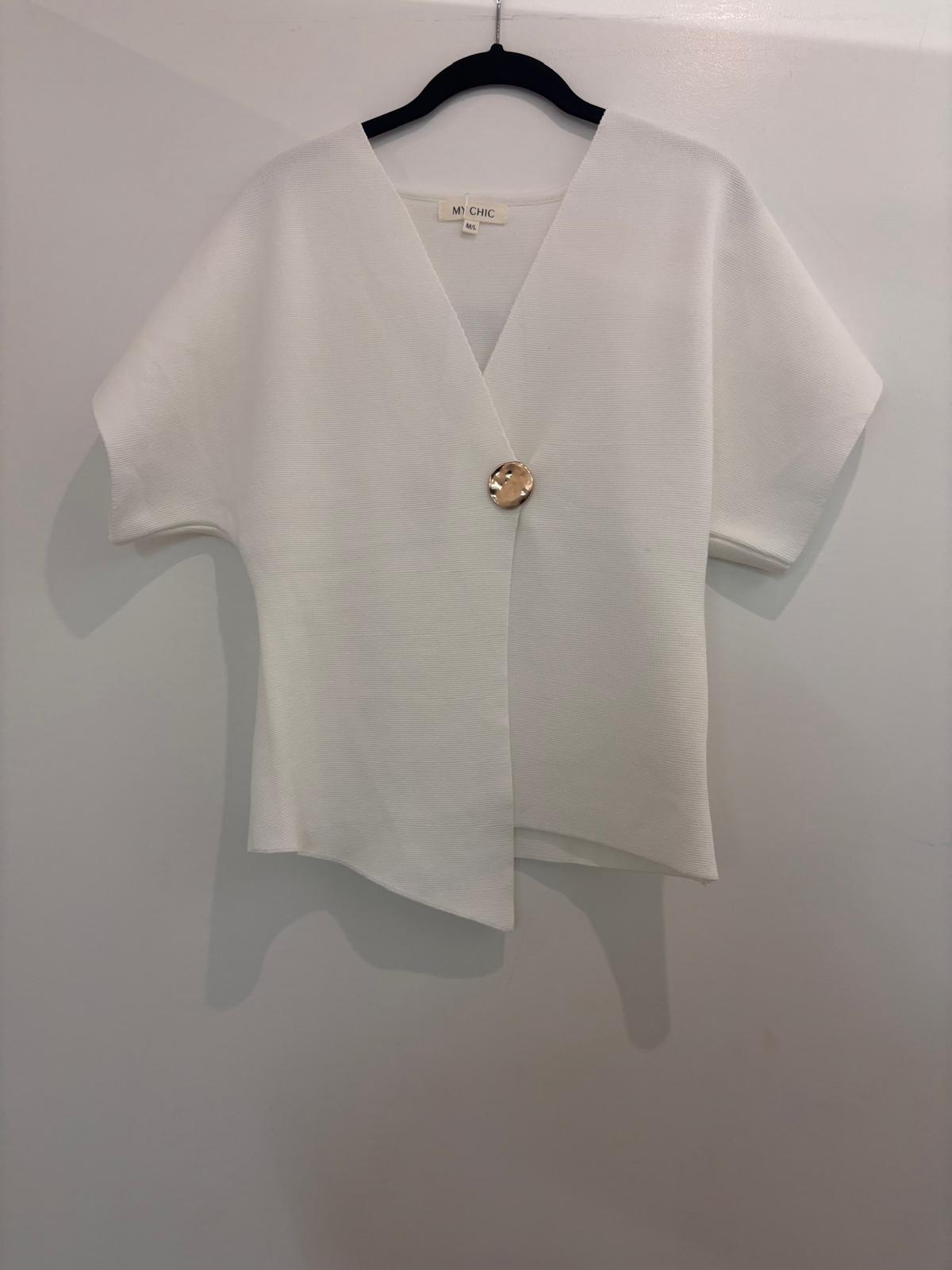 Haut à manches larges avec bouton doré
