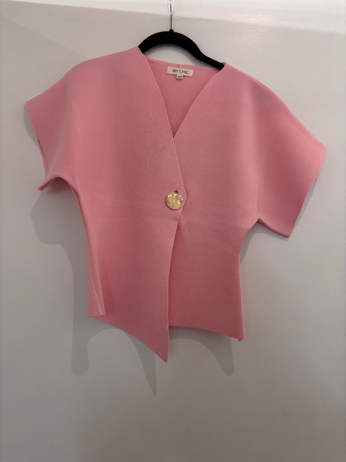 Haut à manches larges avec bouton doré