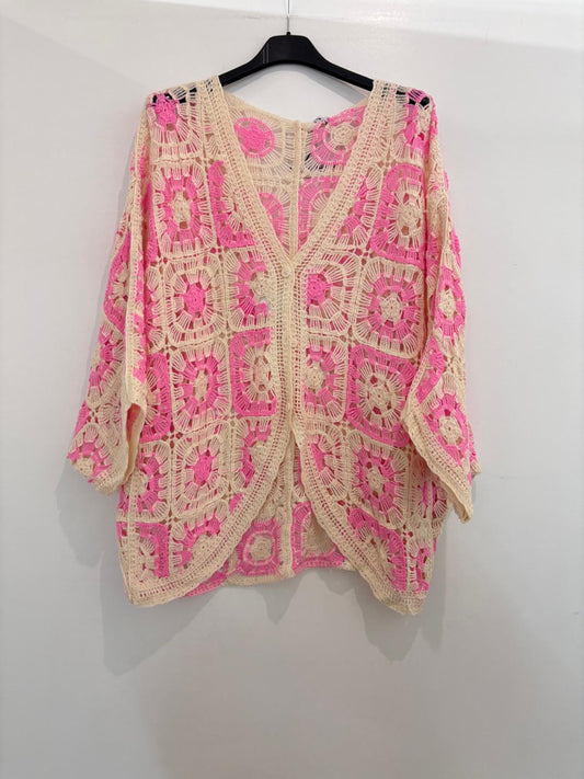 Gilet crochet vintage bicolore à motifs granny squares
