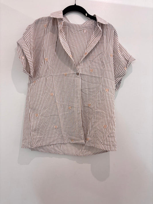 Chemise légère rayée à broderies cœur