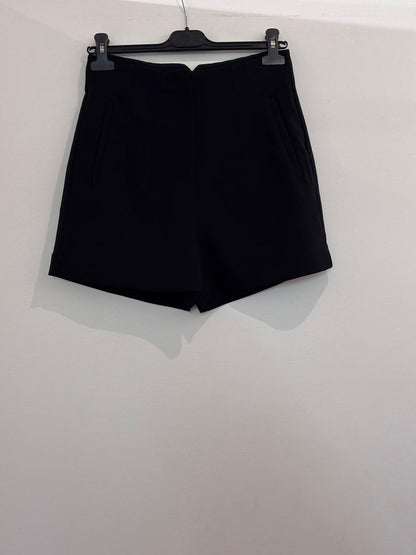 Short à taille haute avec plis et poches italiennes