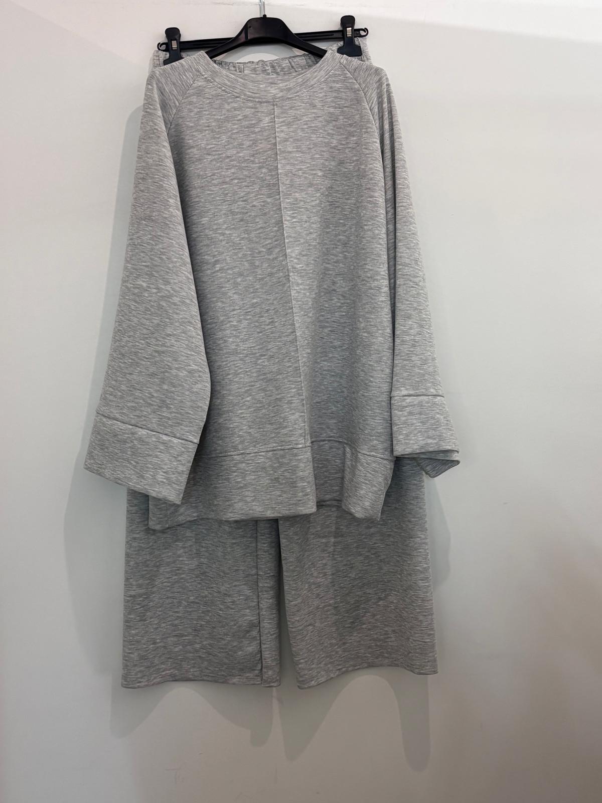 Ensemble avec sweat col rond oversize et pantalon large fluide