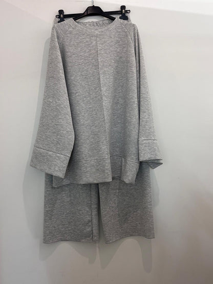Ensemble avec sweat col rond oversize et pantalon large fluide
