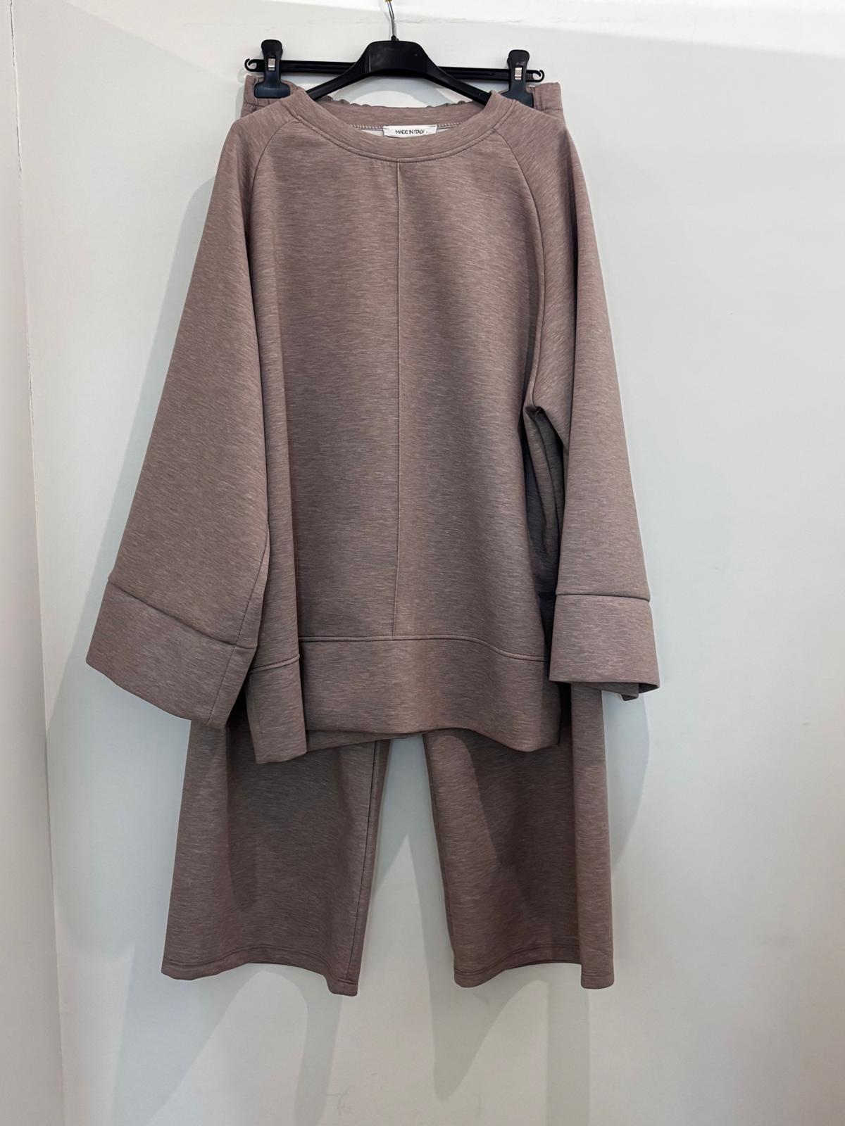 Ensemble avec sweat col rond oversize et pantalon large fluide