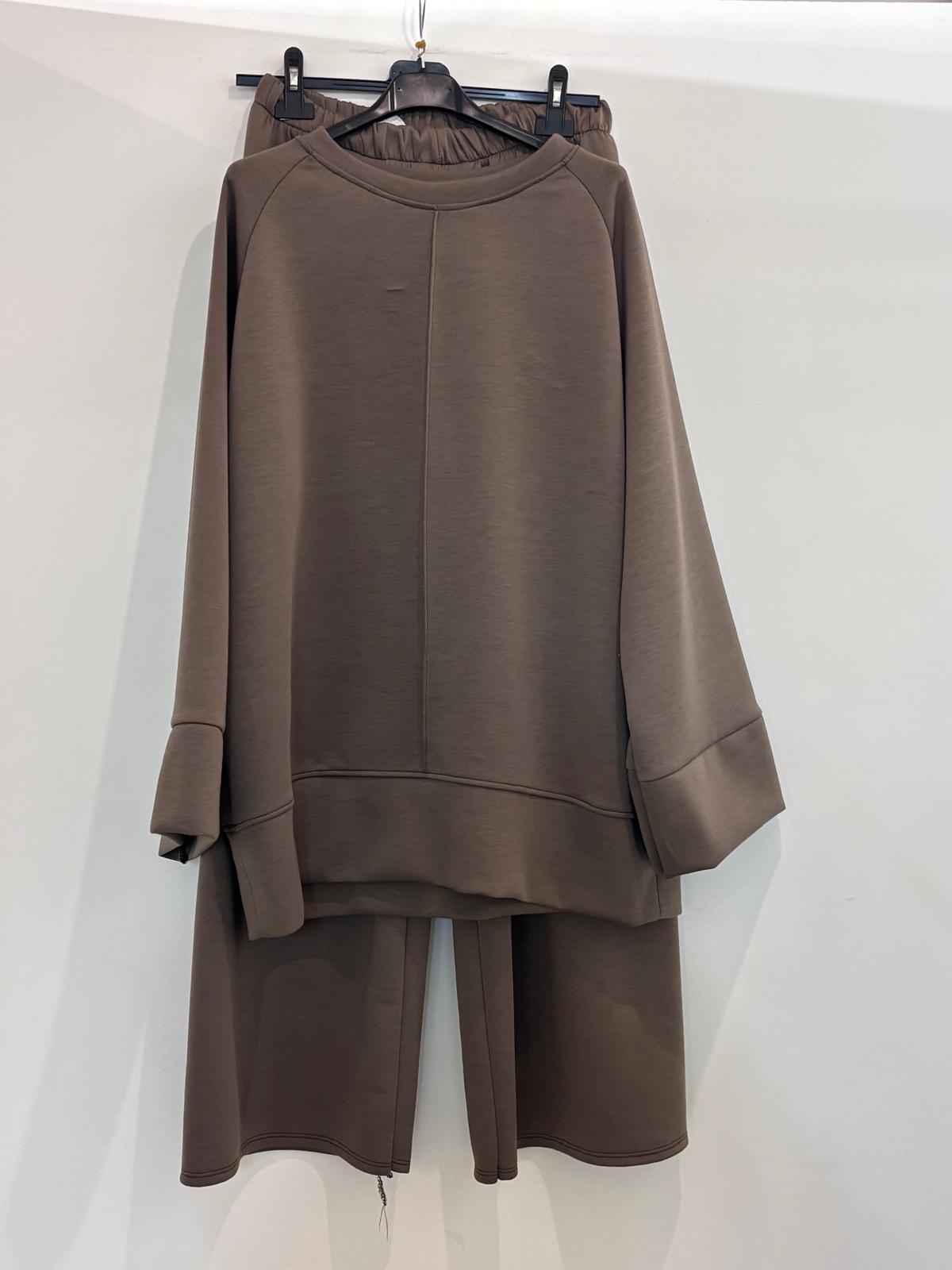 Ensemble avec sweat col rond oversize et pantalon large fluide