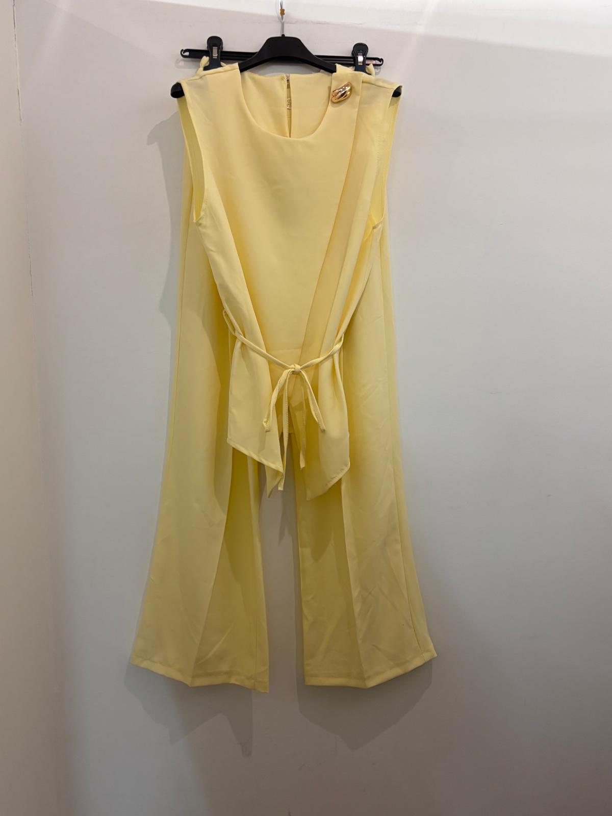 Ensemble  – Top sans manches ceinturé avec broche dorée& pantalon wide-leg