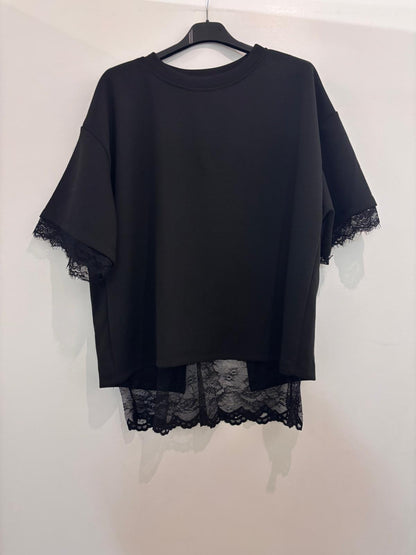 Top oversize col rond bordure dentelle manches & bas superposé