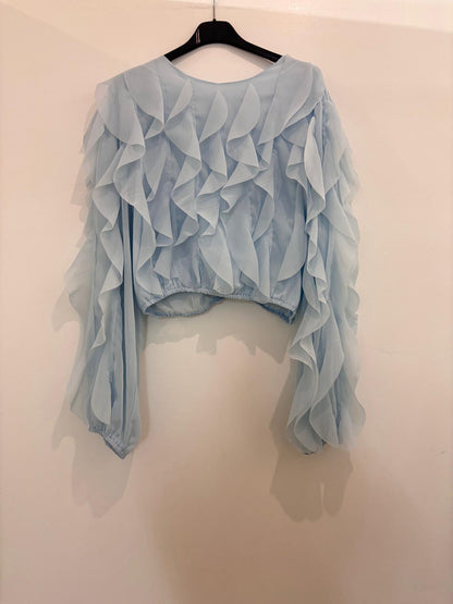 Top crop en mousseline à volants superposés en pétales, manches longues bouffantes