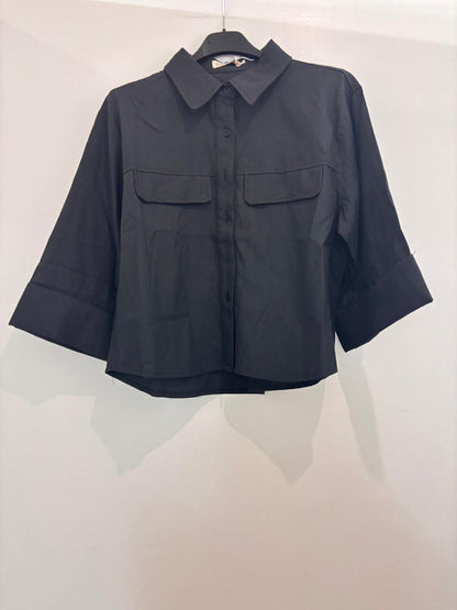 Chemise manches 3/4 retroussées et double poche poitrine à rabat