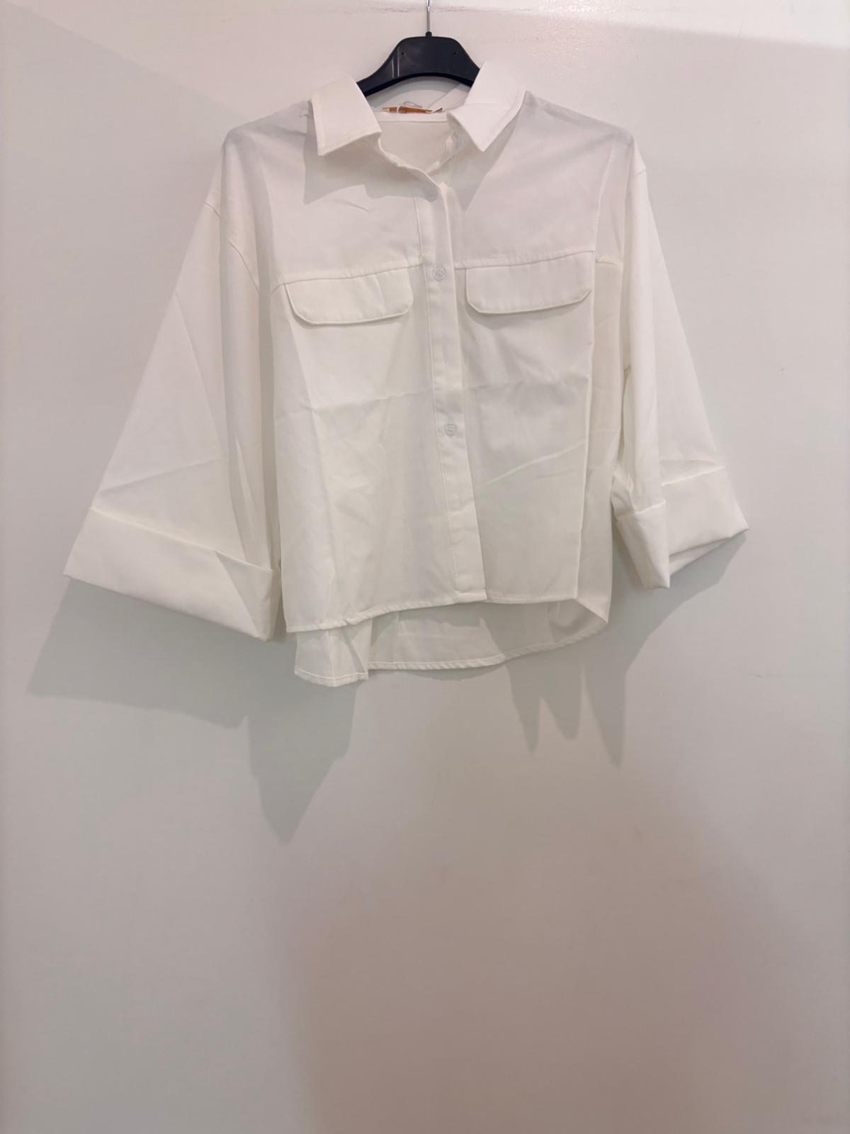 Chemise manches 3/4 retroussées et double poche poitrine à rabat