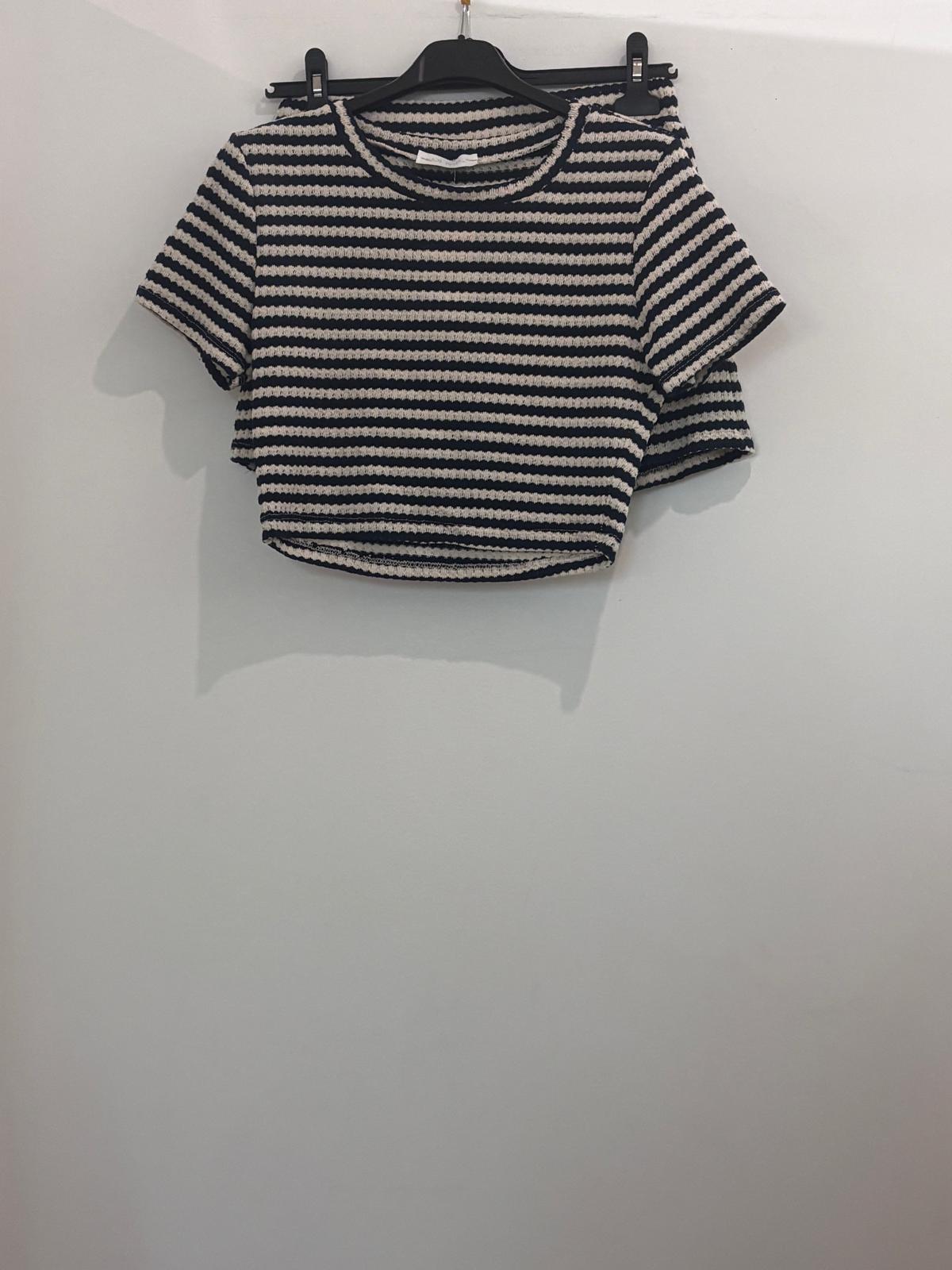 Ensemble t-shirt et short à rayures en maille texturée gaufrée