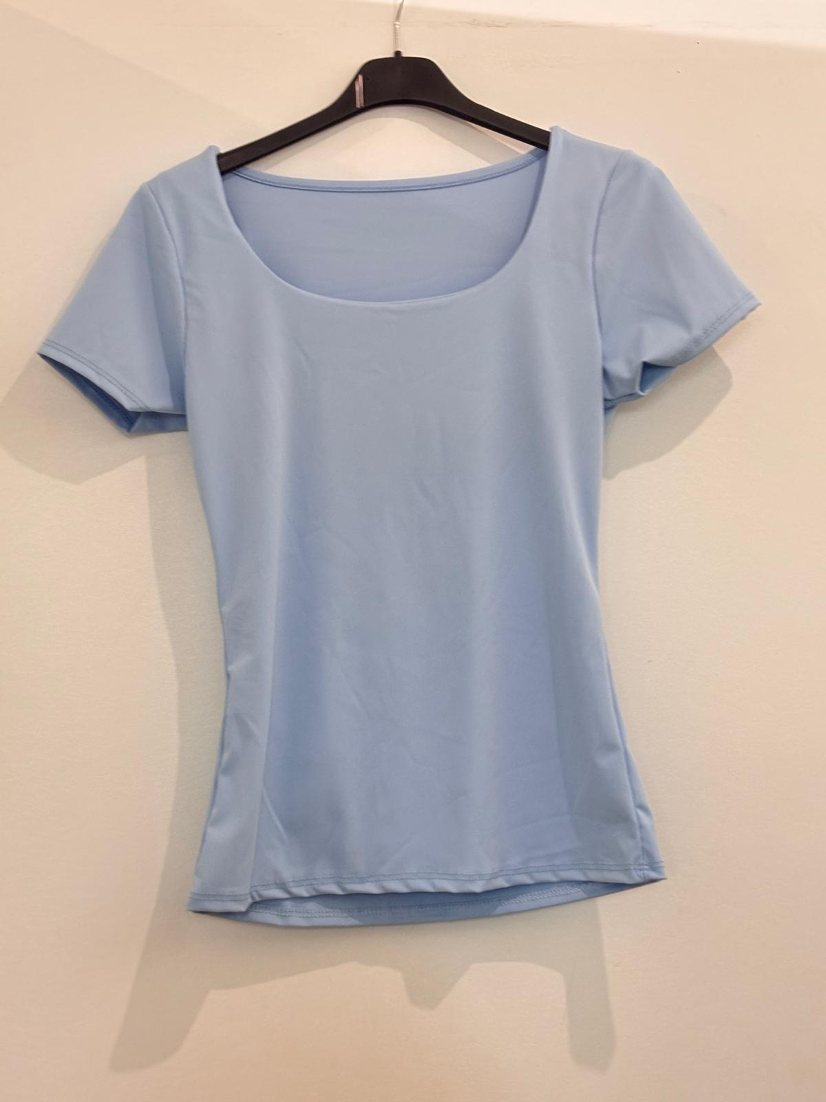 T-shirt ajusté à manches courtes et large