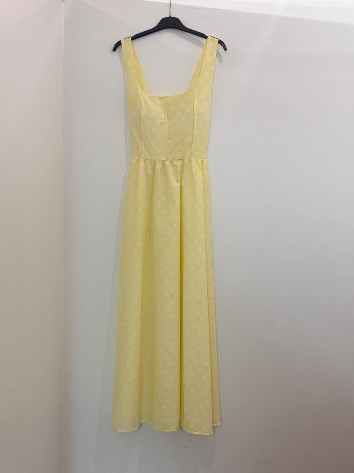 Robe longue à pois décolleté carré à larges bretelles et bas ample