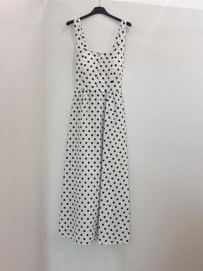 Robe longue à pois décolleté carré à larges bretelles et bas ample