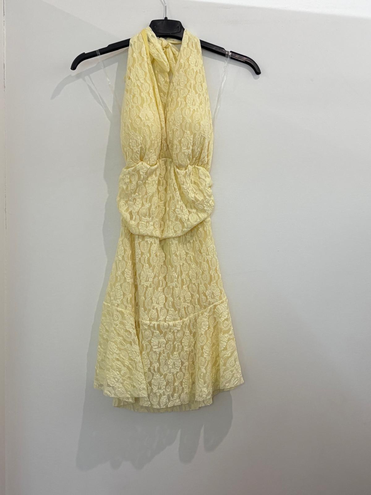 Robe Courte en Dentelle à Col Halter