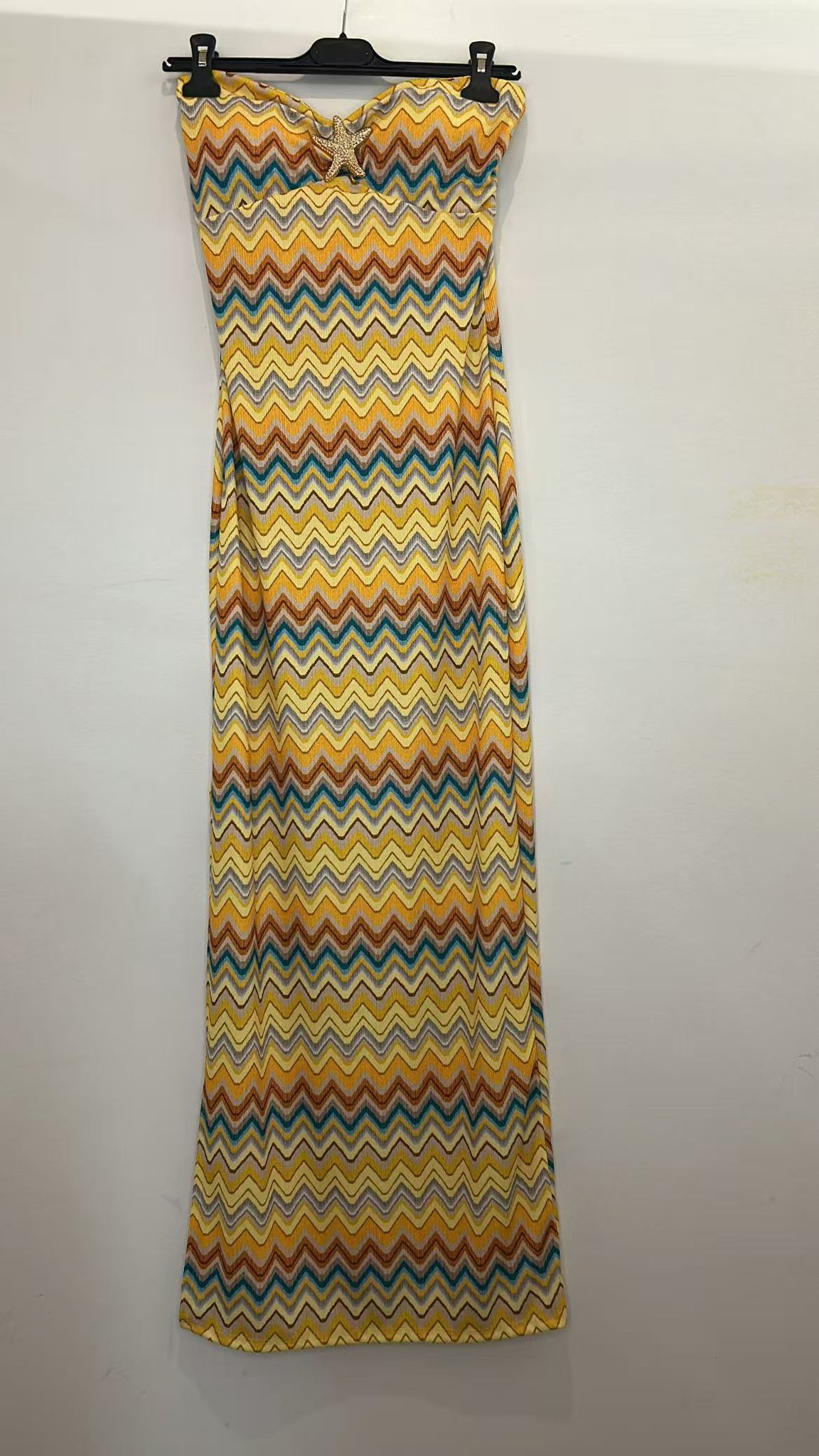 Robe longue à motif ondulé