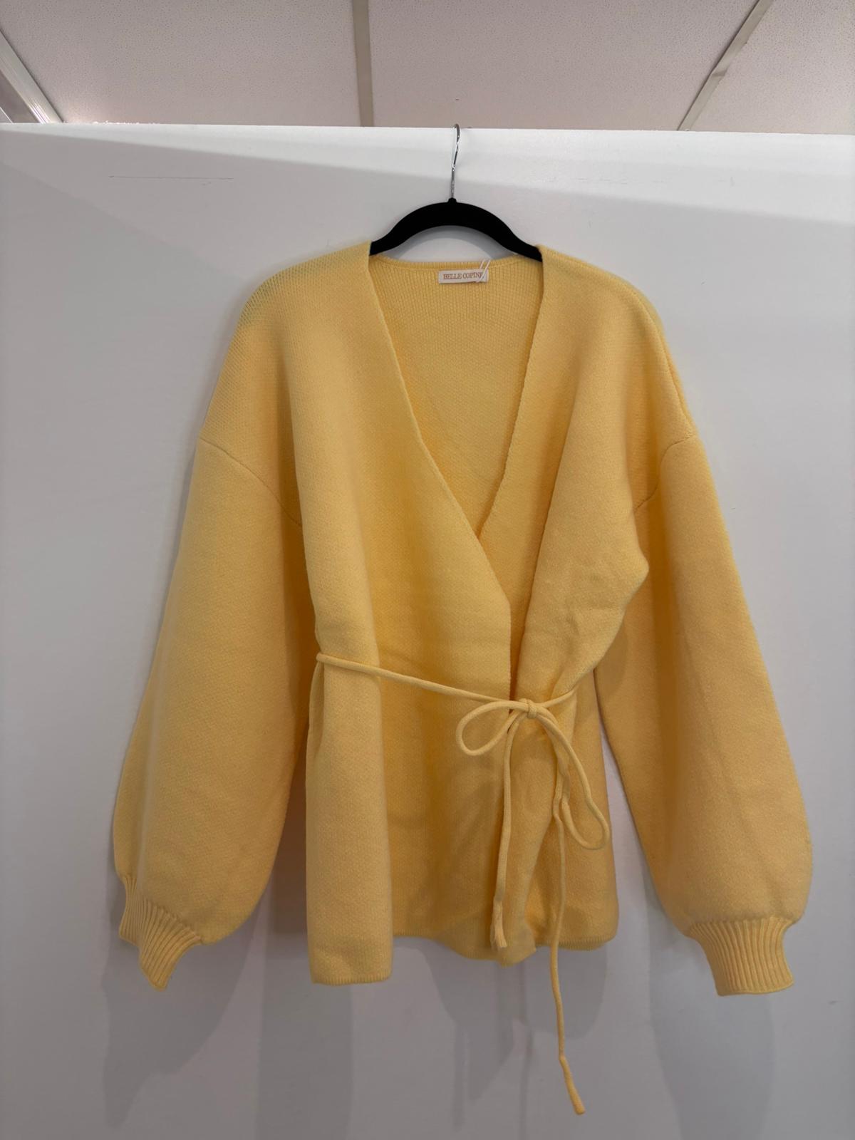 Pull cache-cœur à ceinture