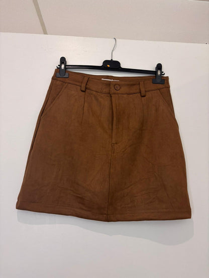 Jupe courte droite avec short intégré