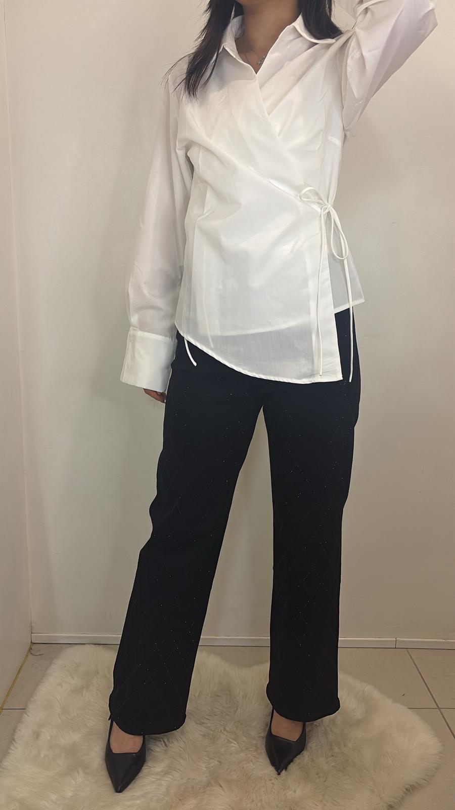 Chemise portefeuille à nouer