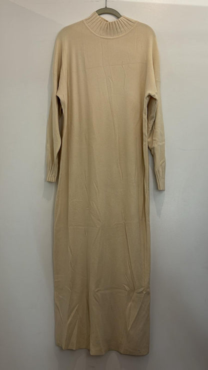 Robe pull en maille douce col montant