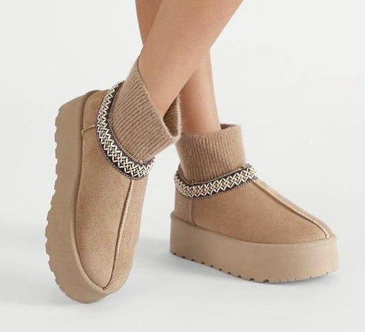 Bottines chaussettes style fourrure avec semelles épaisses