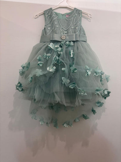 Robe à pétales 3D & volants