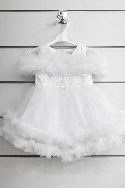 Robe tulle volanté et corsage brodé