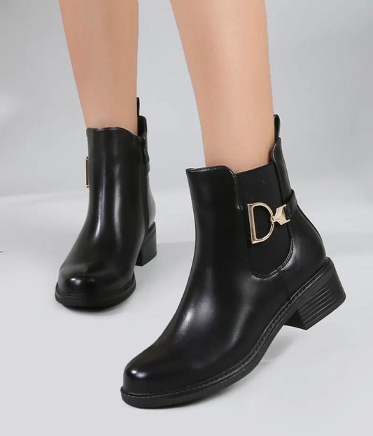 Bottines à talons épais et boucle doré