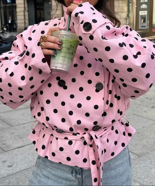 Veste courte pois double boutonnage ceinturée & manches volumineuses