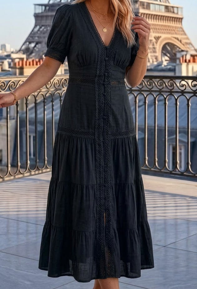Robe midi à col V boutonné manches bouffantes courtes ornées de dentelle et bas évasée à volants