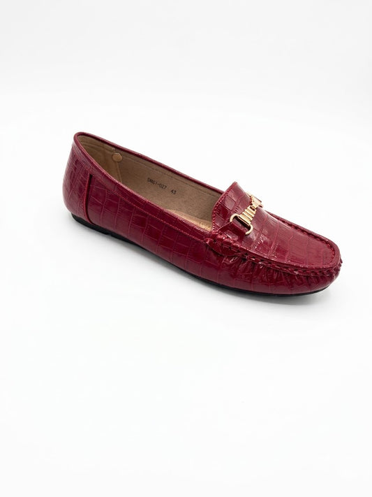 Mocassin plat imprimé crocodile avec détail doré