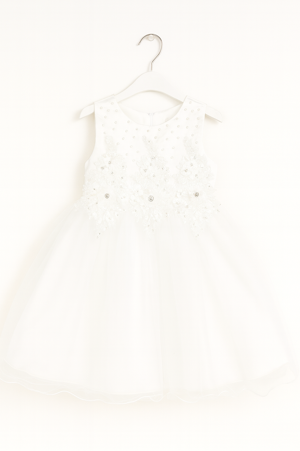 Robe en tulle brodé