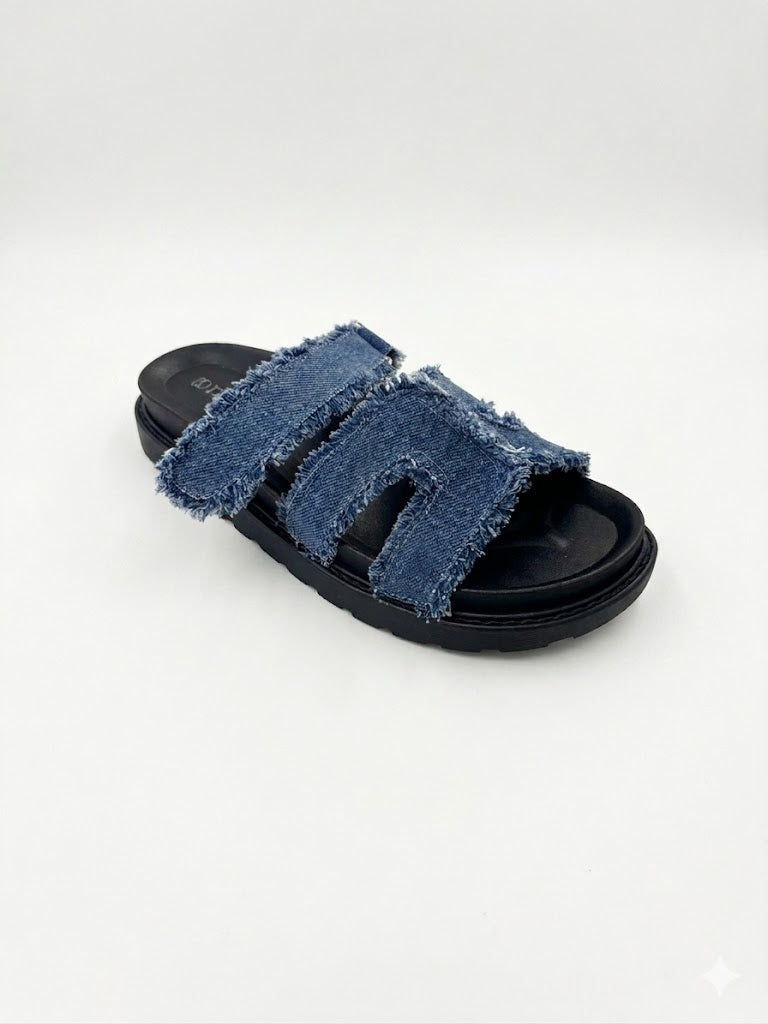 Mule Denim Effilochée à Brides Multiples sur Semelle Noire