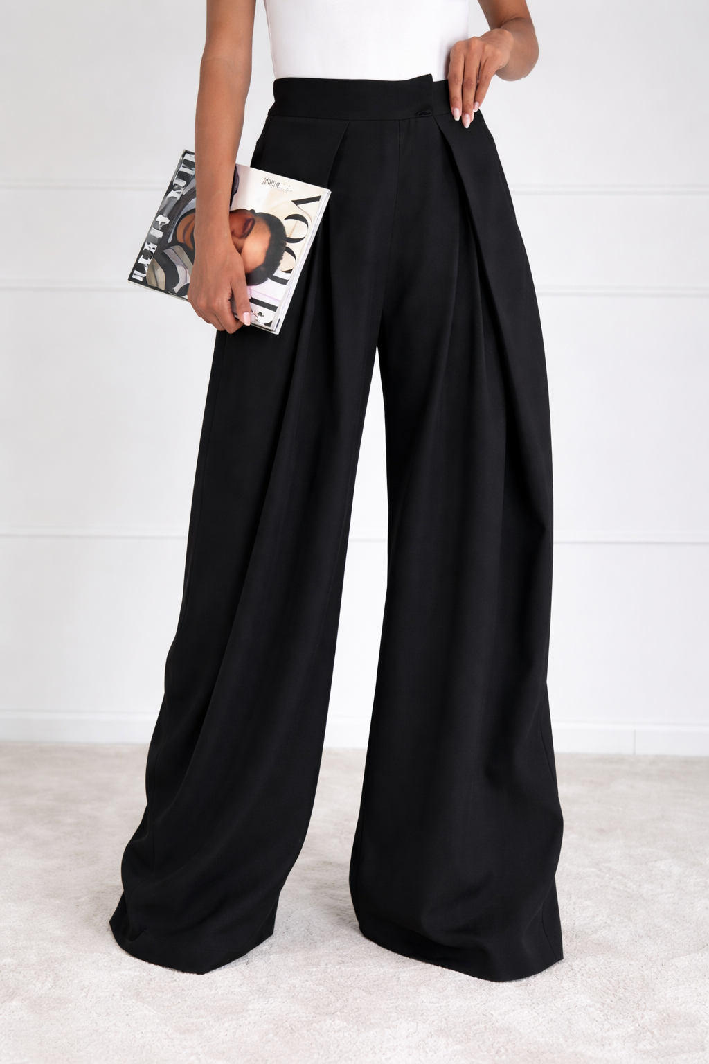 Pantalon large taille haute à plis structurés