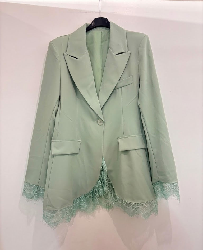 Blazer oversize monobouton bordure dentelle bas & manches