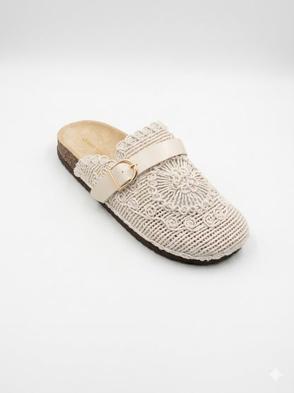 Mules sabots fermées en macramé crochet bride à boucle dorée et semelle effet liège