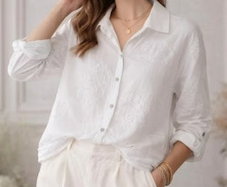 Chemise oversize brodée à motifs floraux