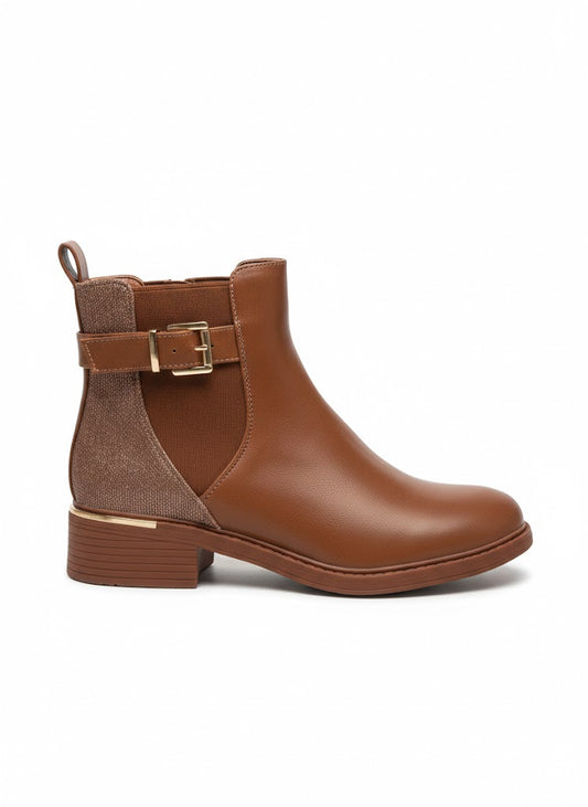 Bottines talon bas empiècement texturé et boucle métallique dorée