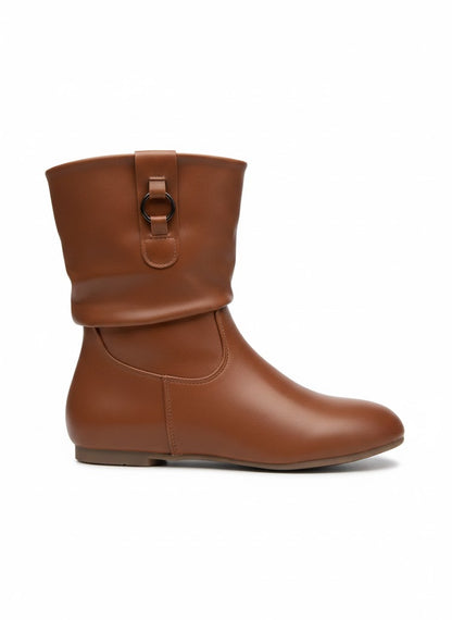 Bottines plates tige plissée avec anneau métallique bout arrondi