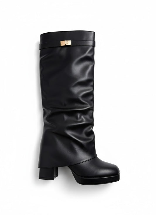 Bottes haute noire à talon avec détail doré