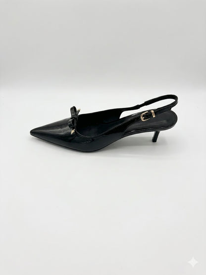 Escarpins slingback vernis à bout pointu avec nœud délicat
